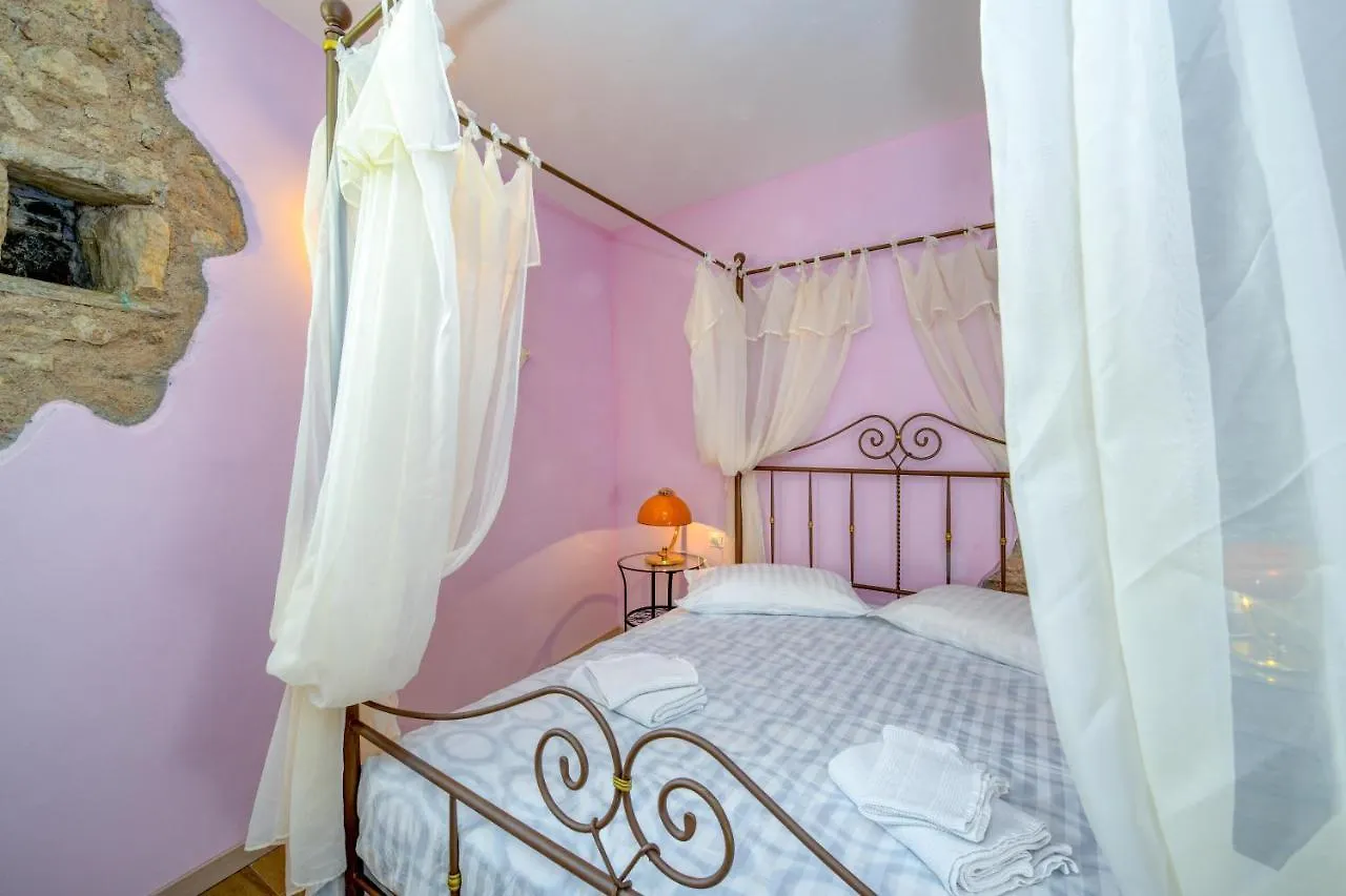 Casa Nel Borgo - Il Picchio Apartment Tremosine 0*,