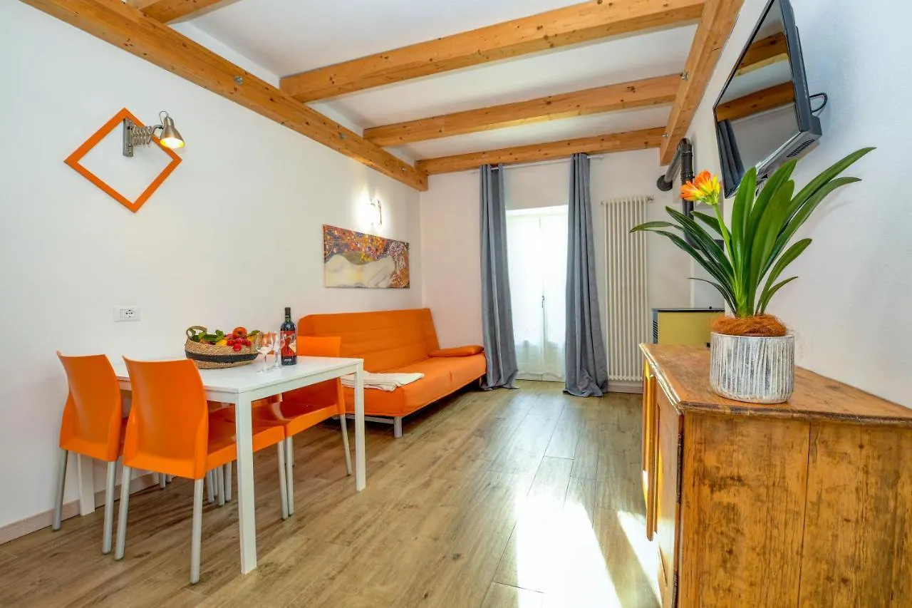 Casa Nel Borgo - Il Picchio Apartment Tremosine