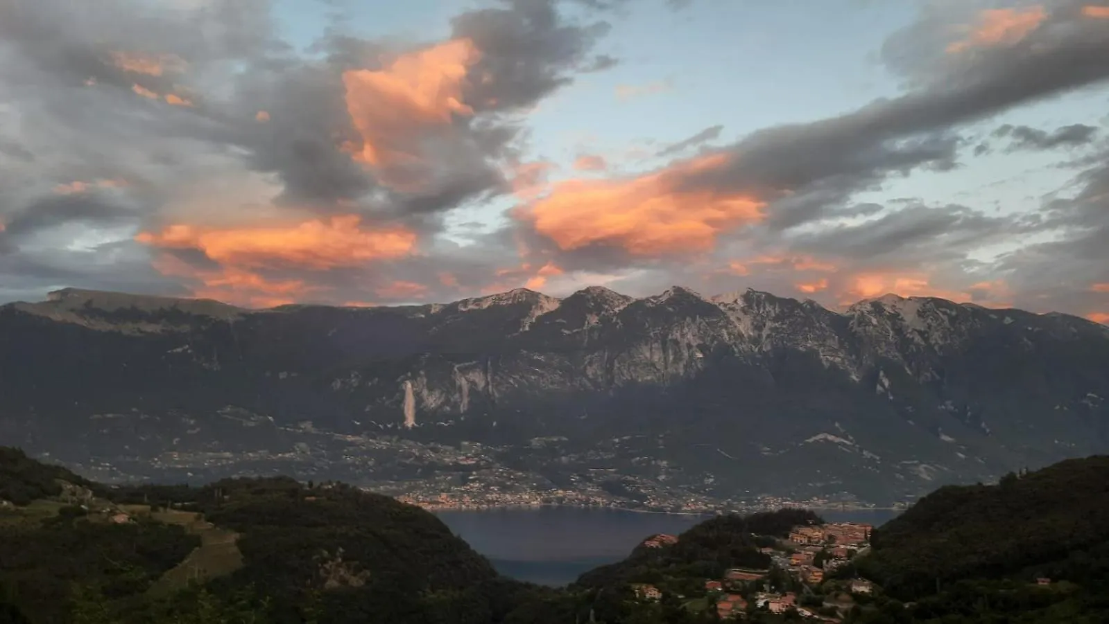 Casa Nel Borgo - Il Picchio Apartment Tremosine